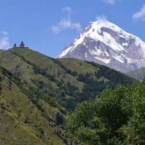 تور صعود به قله کازبک و شناخت مسیرهای صعود